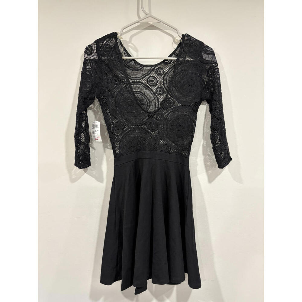 Windsor NWT holiday black dress small